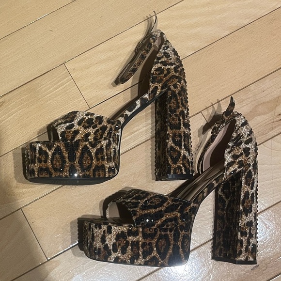 NWT Azalea Wang Leopard Wilmore Rhinestone Platform Heel - Picture 6 of 12